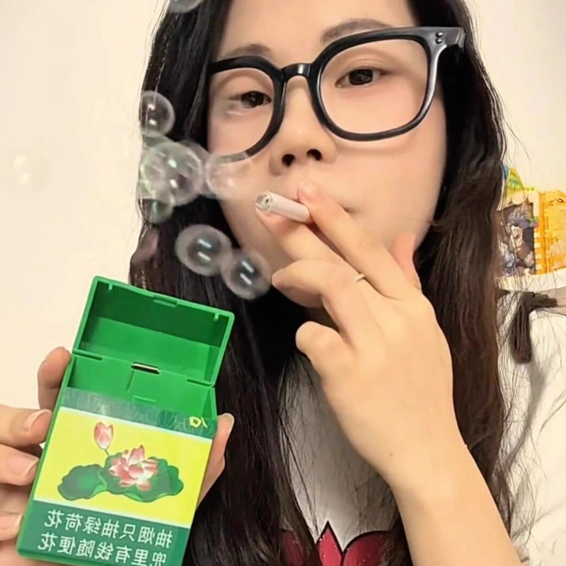 Creative Plastic Cigarette Box - Bubble Machine Outdoor のレビューと価格