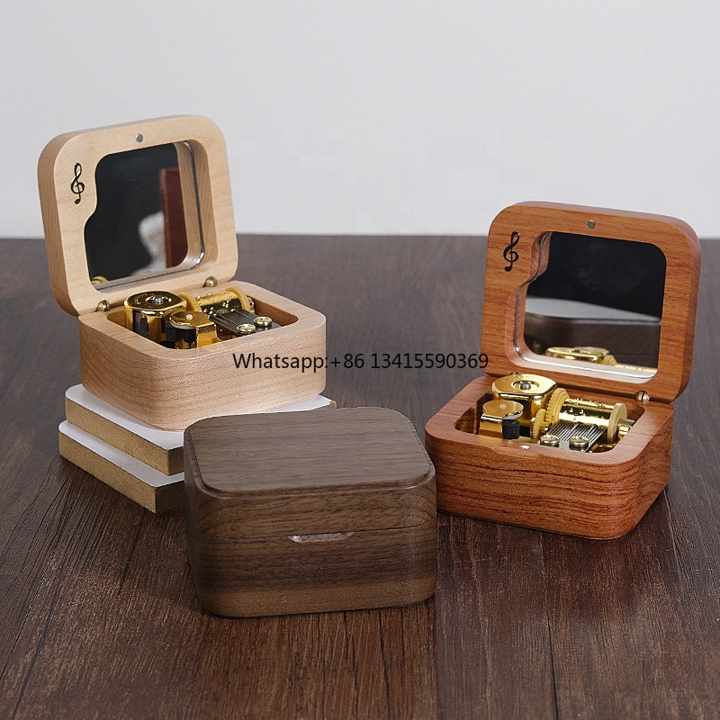Natural Wooden Music Box Gold- - Kids Toys Logo のレビューと価格