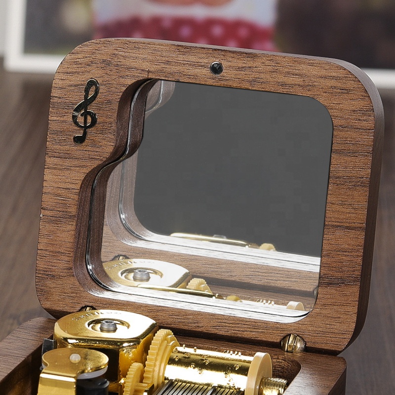 Natural Wooden Music Box Gold- - Kids Toys Logo のレビューと価格